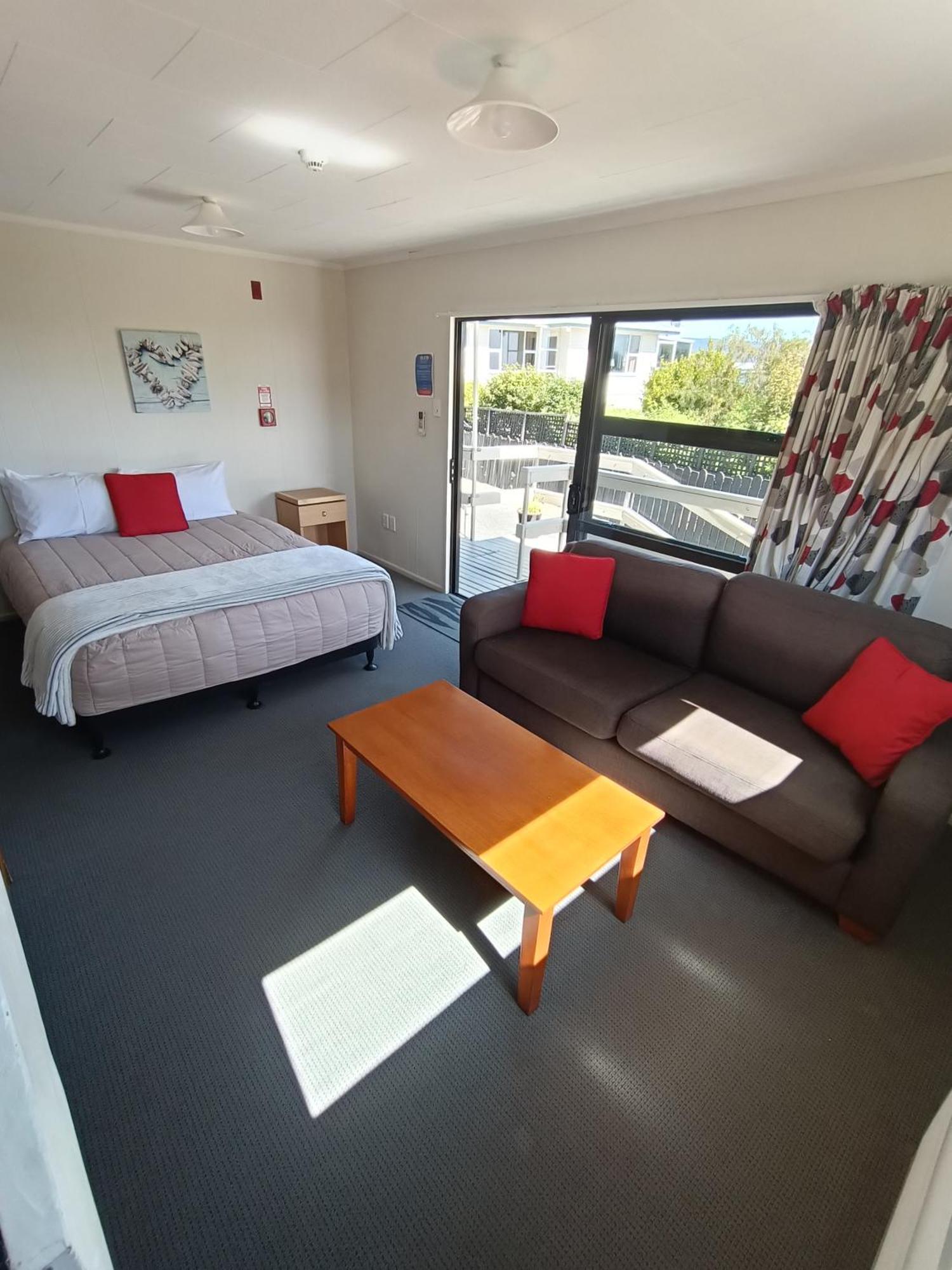 Moeraki Beach Motels Extérieur photo