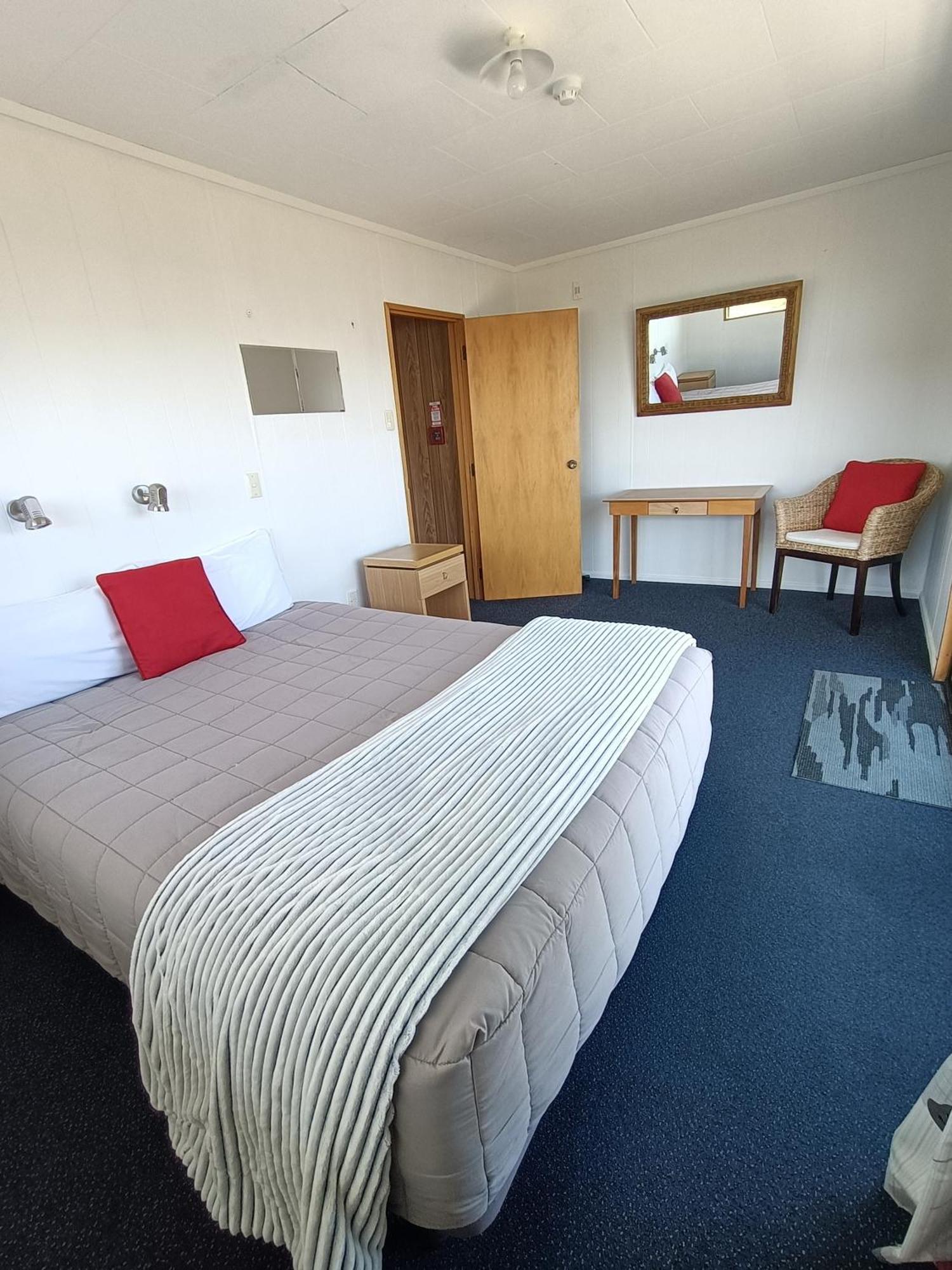 Moeraki Beach Motels Extérieur photo